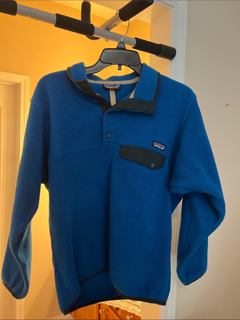 Patagonia Blue Snap-T Lightweight Fleece Pullover. Doesn’t have sz tag, fits M